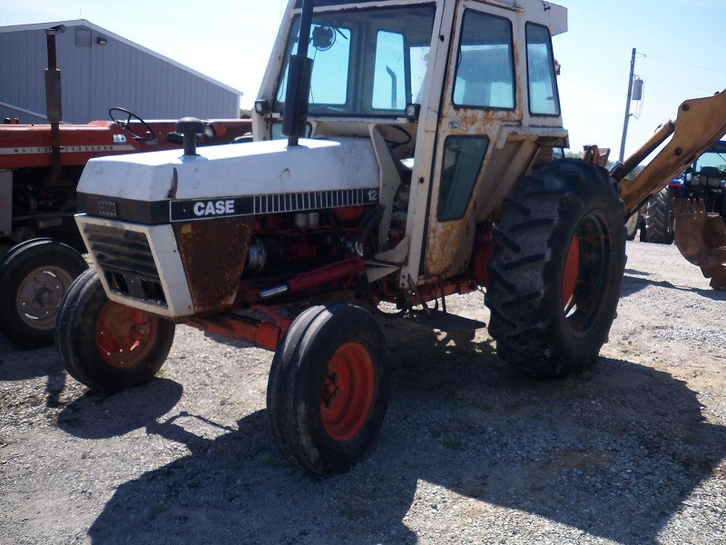 1981 case 1290 tractor at baker & sons in ohio