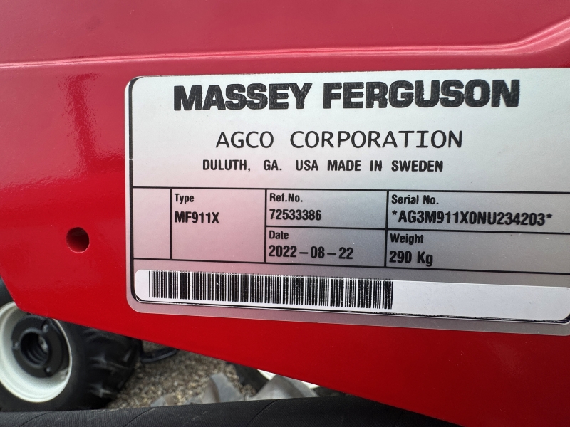 2022 Massey Ferguson 2607H-4L tractor at Baker & Sons Equipment in Ohio