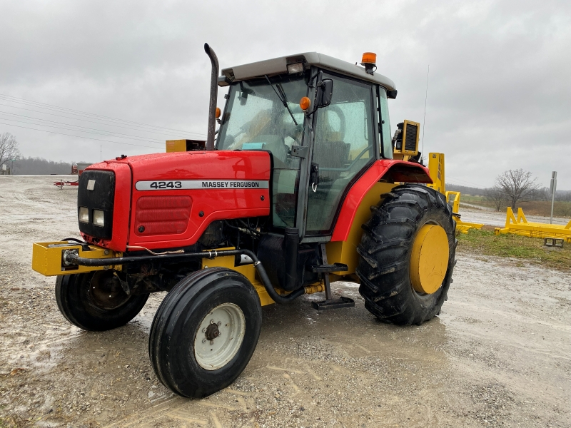 2000 Massey Ferguson 4243-2C tractor at Baker & Sons Equipment in Ohio