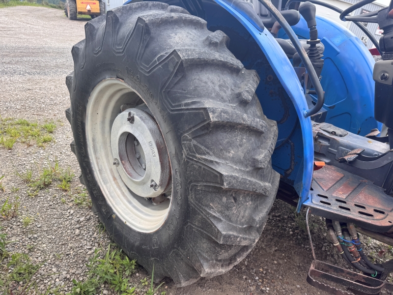 2000 New Holland TN75 tractor at Baker & Sons Equipment in Ohio