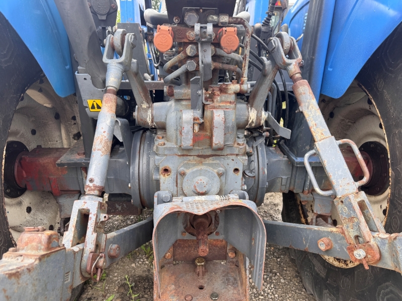 2000 New Holland TN75 tractor at Baker & Sons Equipment in Ohio
