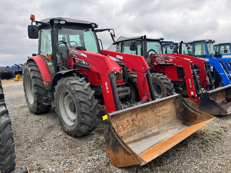 2017 Massey Ferguson 5712SL tractor at Baker & Sons Equipment in Ohio