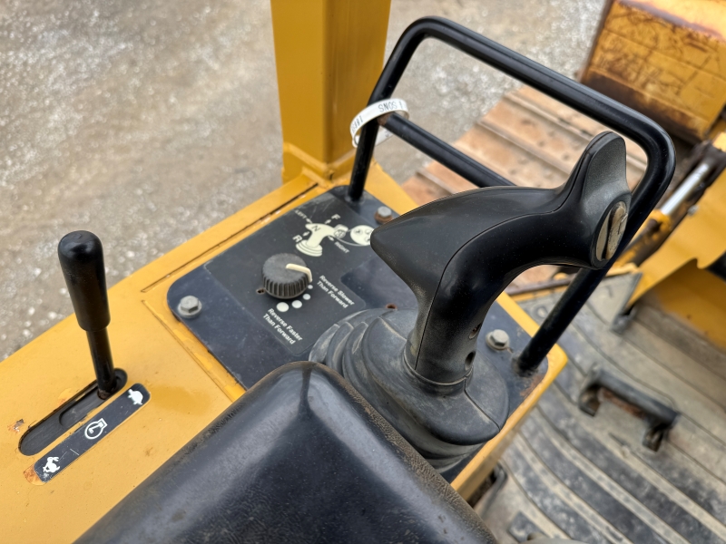 2002 John Deere 650H LGP dozer at Baker & Sons Equipment in Ohio