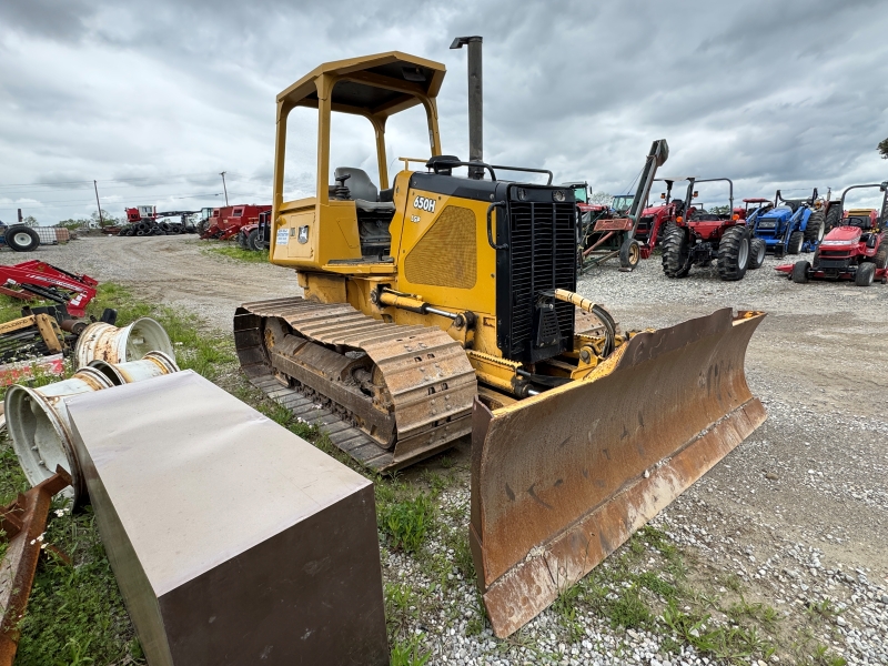 2002 John Deere 650H LGP dozer at Baker & Sons Equipment in Ohio