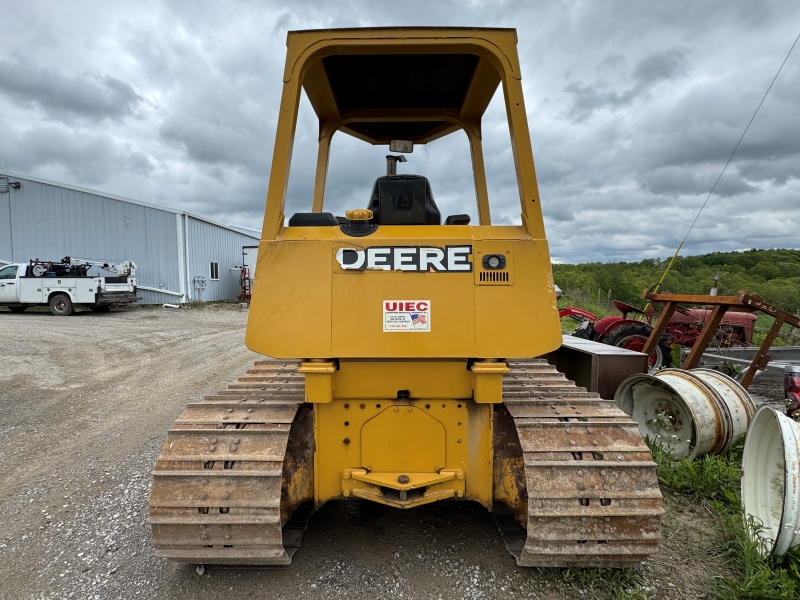 2002 John Deere 650H LGP dozer at Baker & Sons Equipment in Ohio