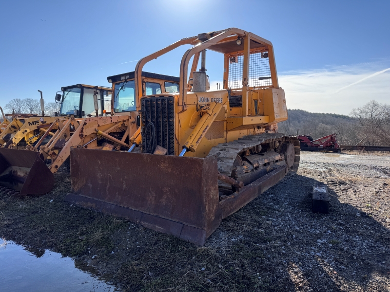 1981 John Deere 750 dozer for sale at Baker & Sons Equipment in Ohio