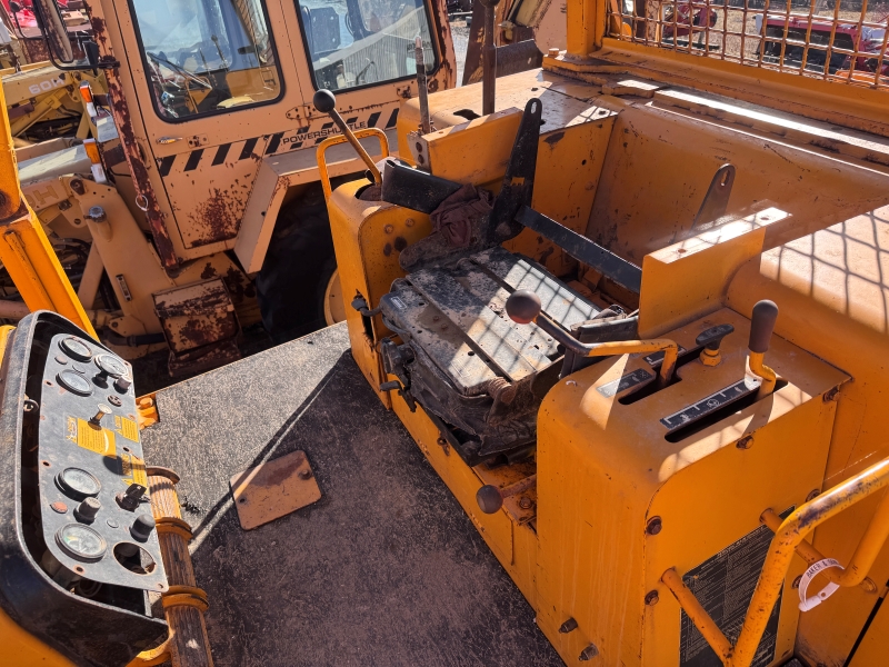 1981 John Deere 750 dozer for sale at Baker & Sons Equipment in Ohio