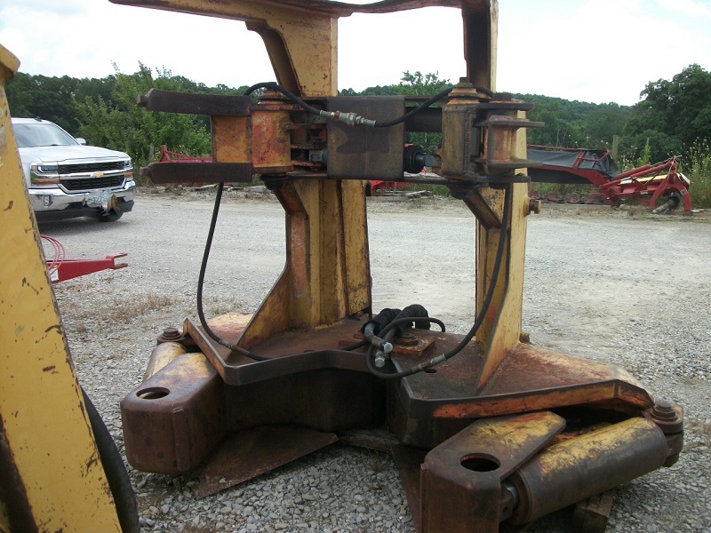 Used Barko shear head in stock at Baker & Sons Equipment in Lewisville, Ohio