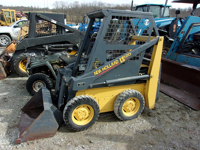 2002 New Holland LS120 skidsteer at Baker & Sons Equipment in Ohio