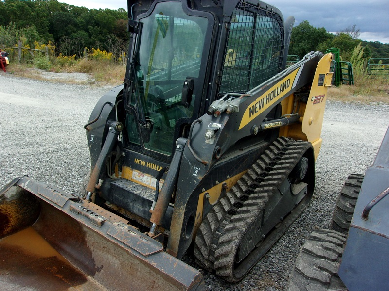 2015 new holland c227 track skidsteer in stock at baker & sons equipment in ohio