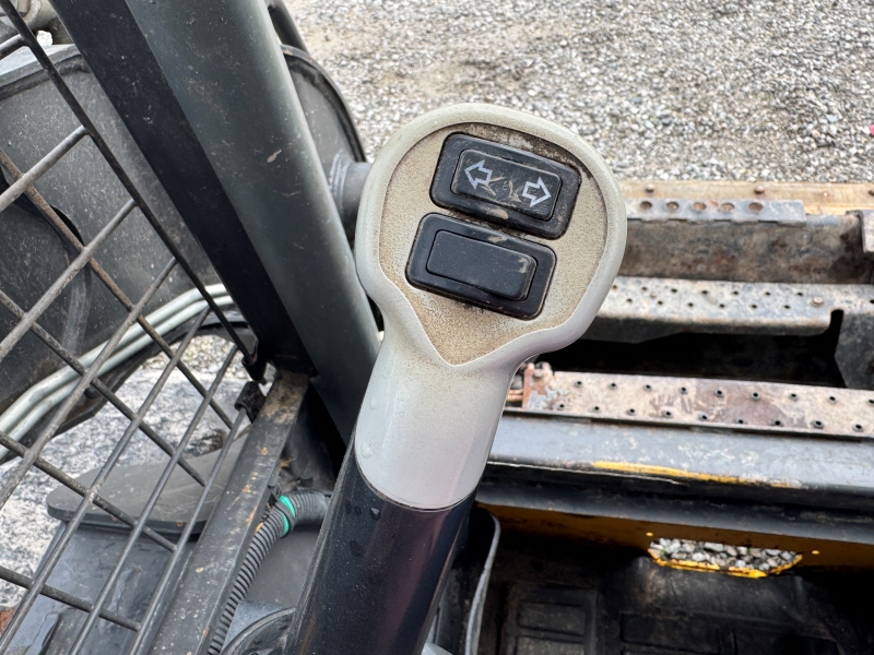 2014 New Holland L220 skidsteer for sale at Baker & Sons Equipment in Ohio