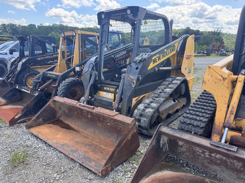 2017 New Holland C227 skidsteer in stock at Baker & Sons Equipment in Ohio