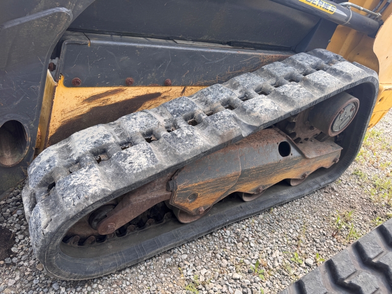 2017 New Holland C227 skidsteer in stock at Baker & Sons Equipment in Ohio