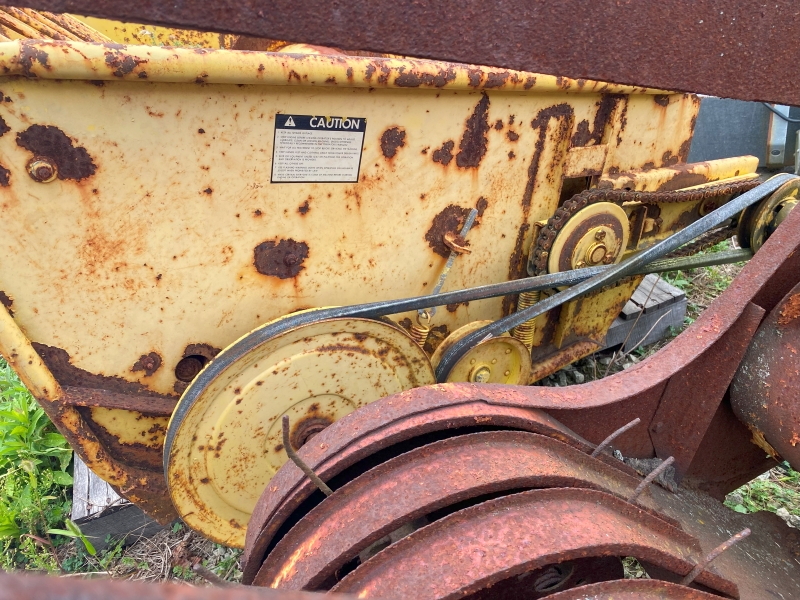 Used New Holland 717W forage chopper head for sale at baker and sons equipment in ohio