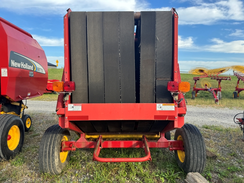 2008 New Holland BR7050 round baler at Baker and Sons Equipment in Ohio