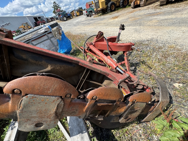 2001 New Holland 616 disc mower for sale at Baker and Sons in Ohio