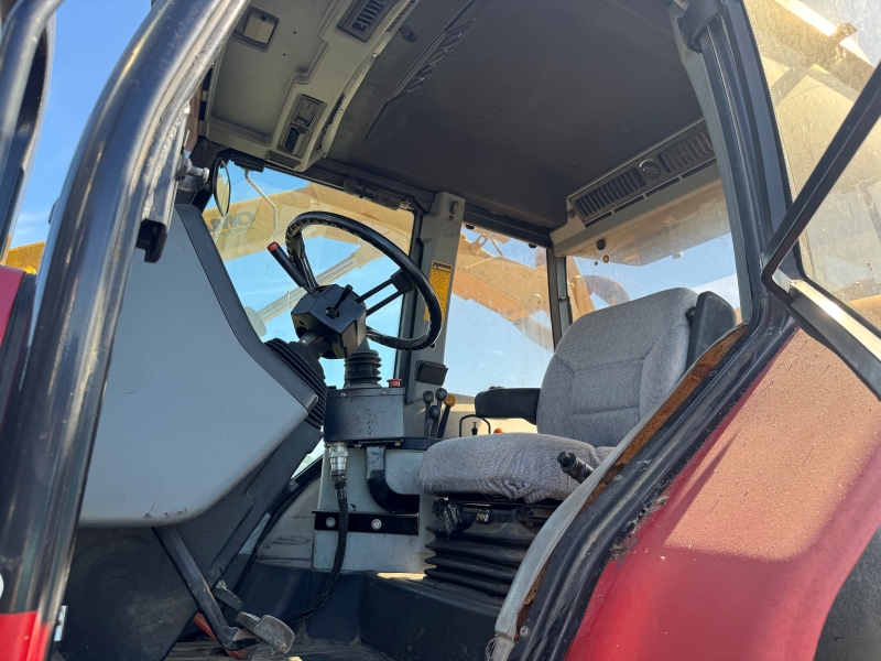 1990 Case IH 5130 tractor for sale at Baker & Sons Equipment in ohio