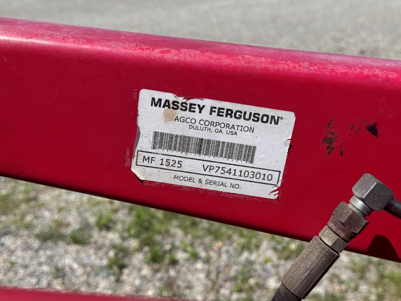 2004 Massey Ferguson 1533 tractor at Baker & Sons Equipment in Ohio