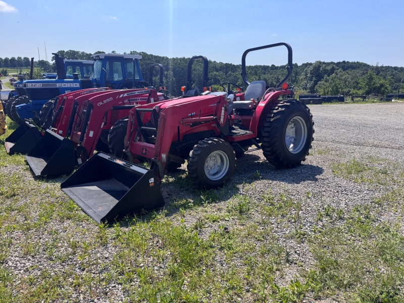 2004 Massey Ferguson 1533 tractor at Baker & Sons Equipment in Ohio