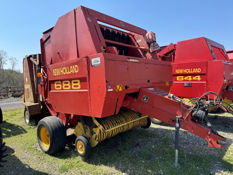 2000 New Holland 688 round baler for sale at Baker and Sons Equipment in Ohio