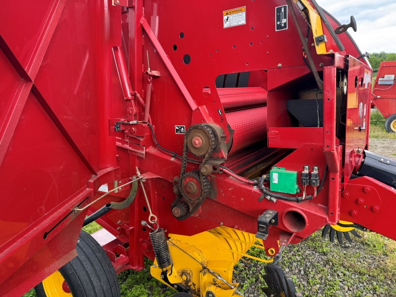 2016 New Holland RB450U round baler at Baker & Sons Equipment in Ohio