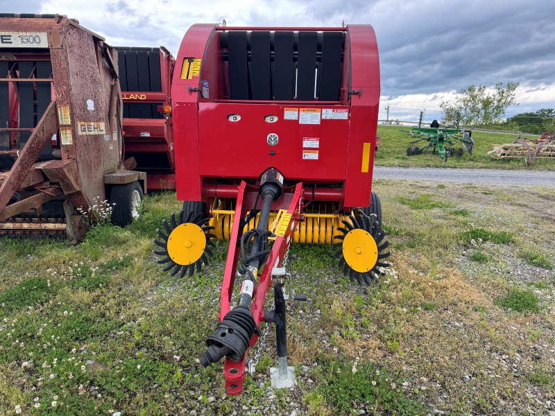 2016 New Holland RB450U round baler at Baker & Sons Equipment in Ohio