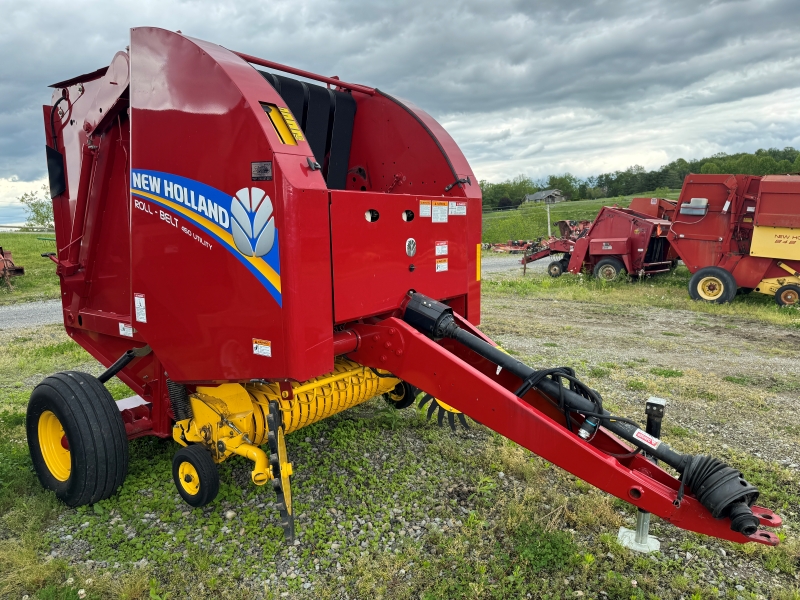 2016 New Holland RB450U round baler at Baker & Sons Equipment in Ohio