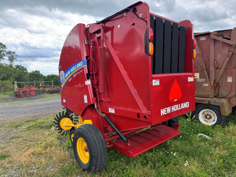 2016 New Holland RB450U round baler at Baker & Sons Equipment in Ohio