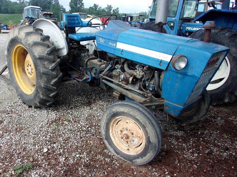 1967 Ford 2000 tractor at Baker & Sons Equipment in Ohio